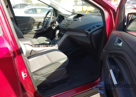 2015 Ford Escape Se z USA, uszkodzony, nr VIN 1FMCU0GX2FUB63508